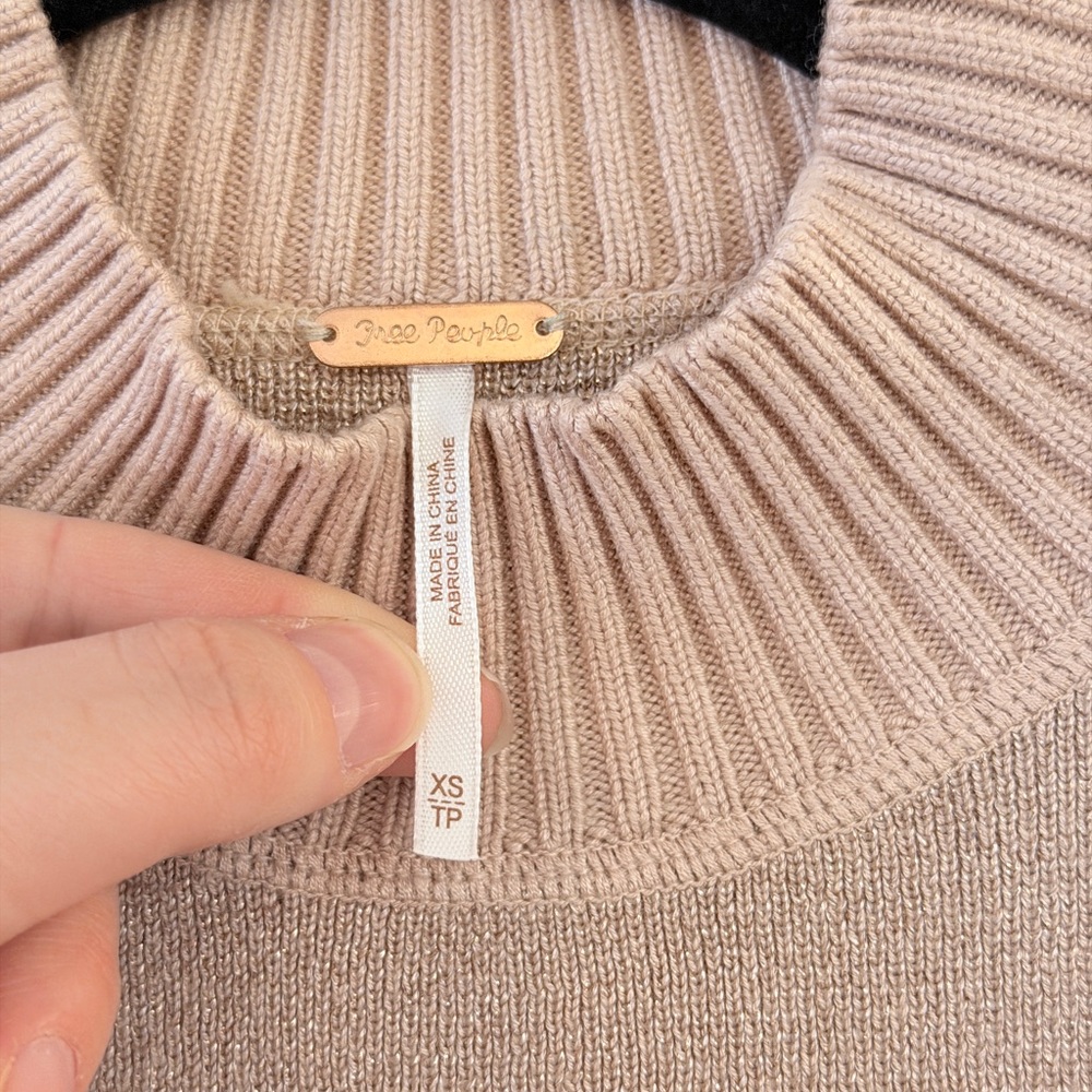 Free People Starry Night Rose Gold Pink Shimmer Mock Neck Sweater - Women’s XS - Picture 5 of 7